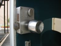部屋内から