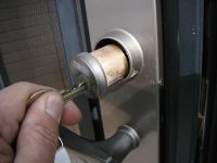 WESTリプレイスシリンダーの交換