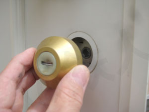 トステム フォラード シリンダー交換