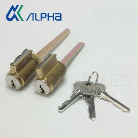 玄関のカギ 2)新日軽の玄関錠プッシュプルロック(アルファ)の鍵(カギ) 取替え 交換